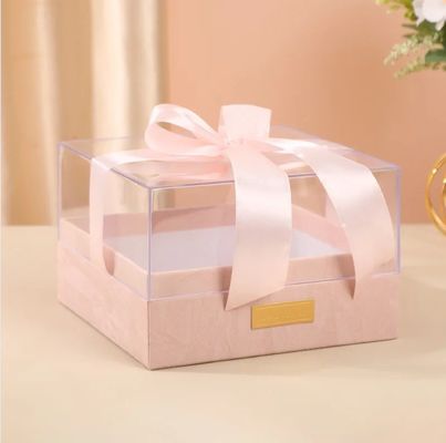 Papieren cadeaubon met lint, aangepast acryldoek, deksel, doorzichtige chocolade doos