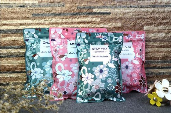 Custom Zip Lock Bag voor grappig ondergoed Glanzende broek Zilken kousen Kleding verpakking