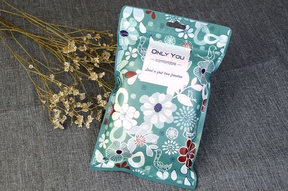 Custom Zip Lock Bag voor grappig ondergoed Glanzende broek Zilken kousen Kleding verpakking
