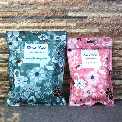 Custom Zip Lock Bag voor grappig ondergoed Glanzende broek Zilken kousen Kleding verpakking