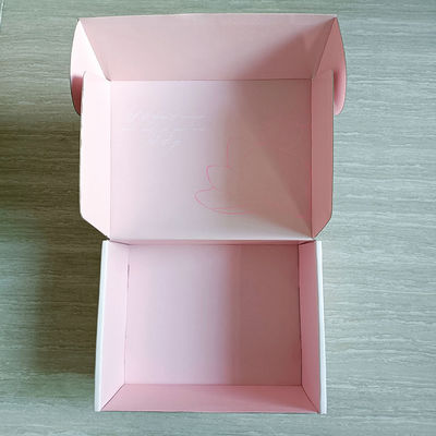 Op maat gemaakte roze kartonnen postbussen voor milieuvriendelijke verpakkingen