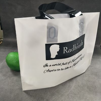 Trending Products Customized Logo Print PE Plastic Shopping Bag Met Logo